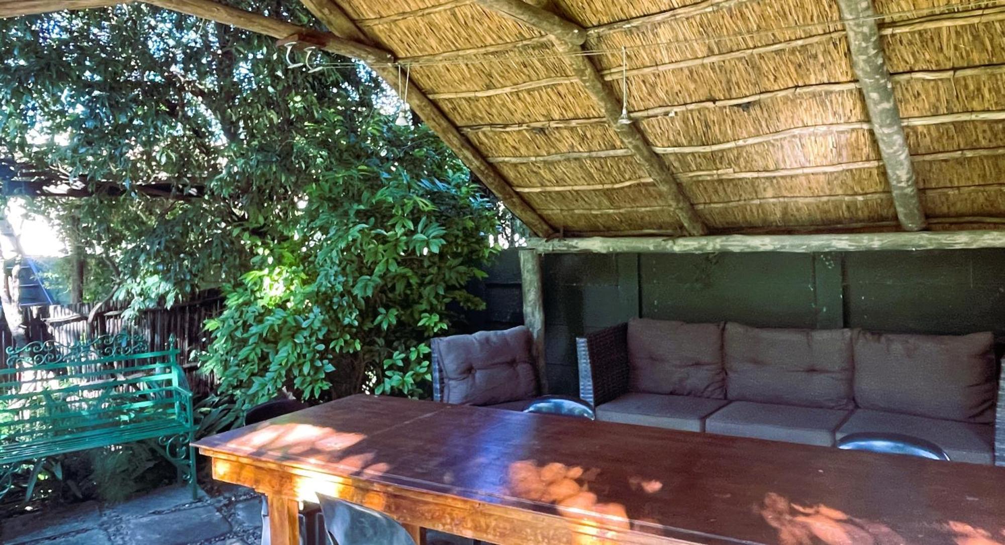 Celtis Lane Guest House Boksburg Bagian luar foto