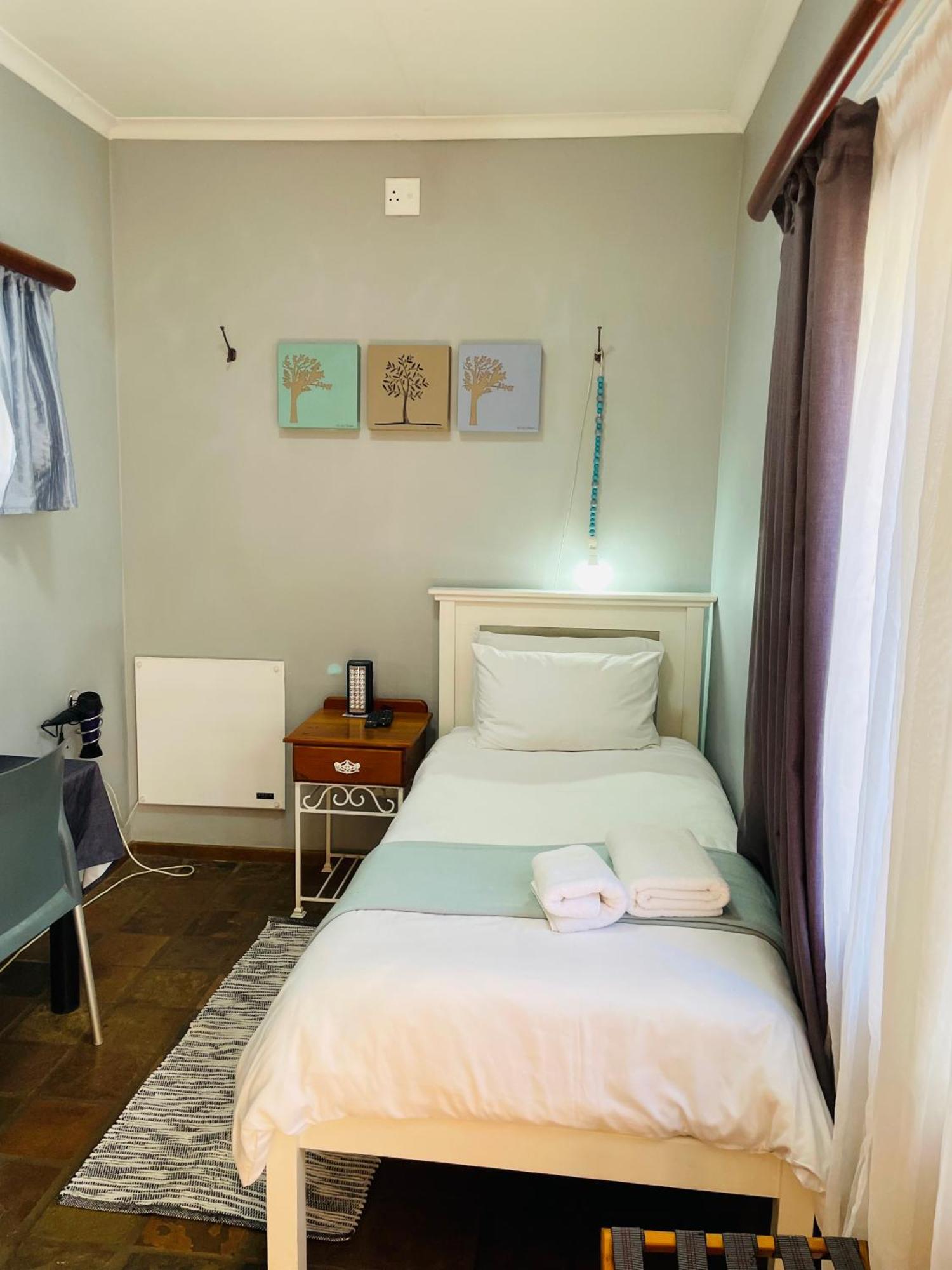 Celtis Lane Guest House Boksburg Bagian luar foto