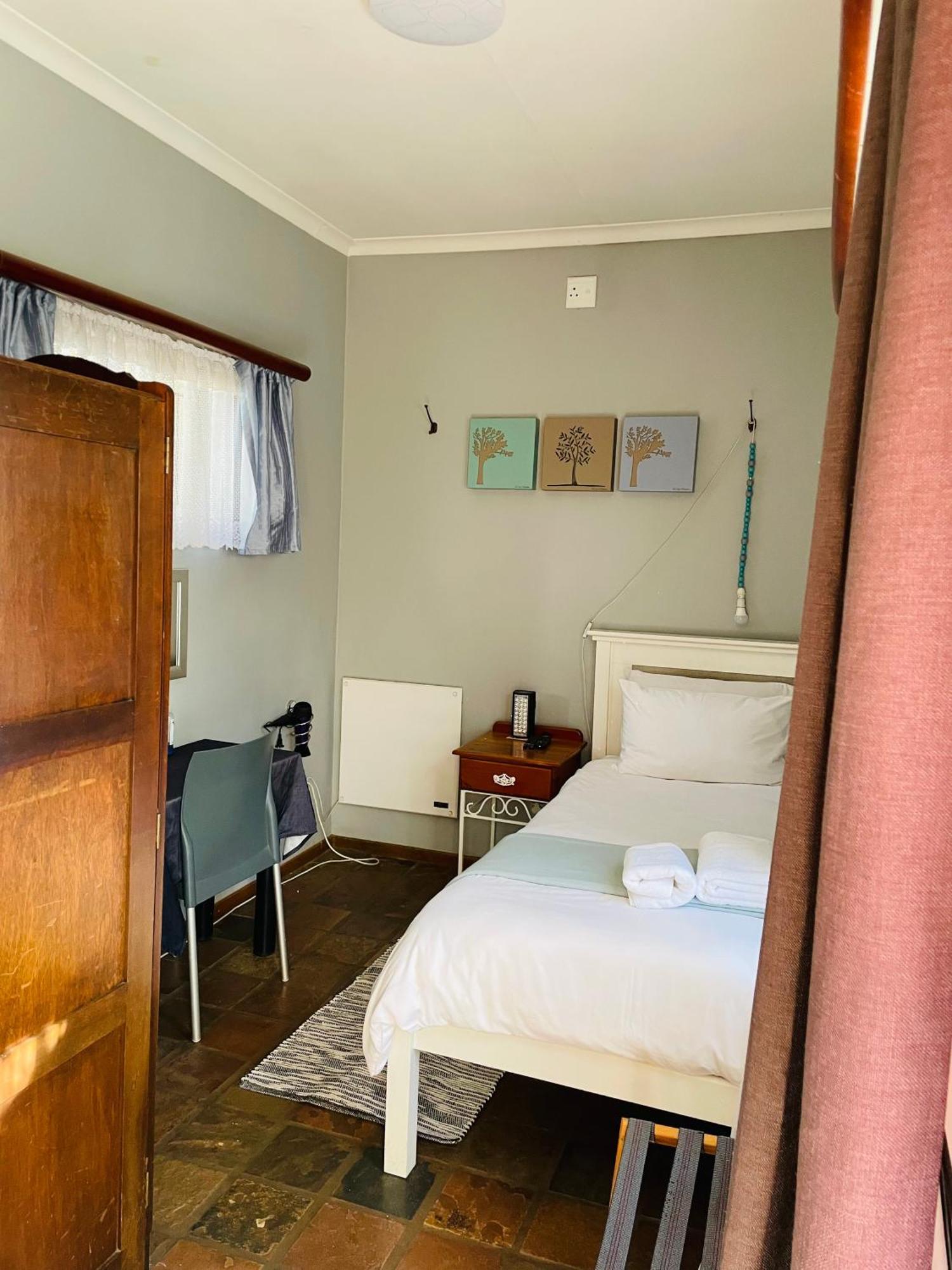 Celtis Lane Guest House Boksburg Bagian luar foto