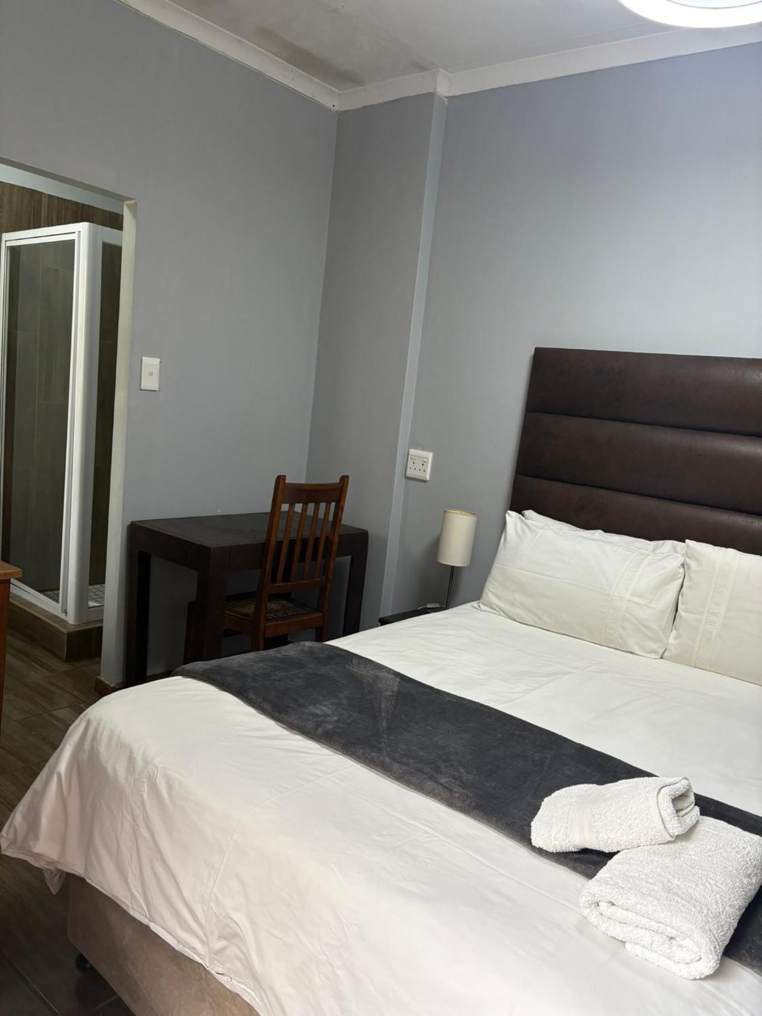 Celtis Lane Guest House Boksburg Bagian luar foto