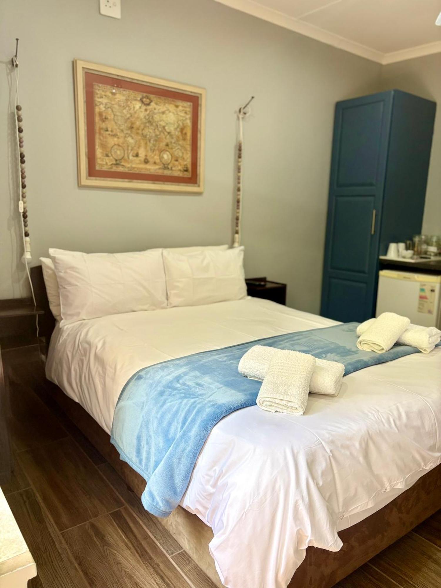 Celtis Lane Guest House Boksburg Bagian luar foto